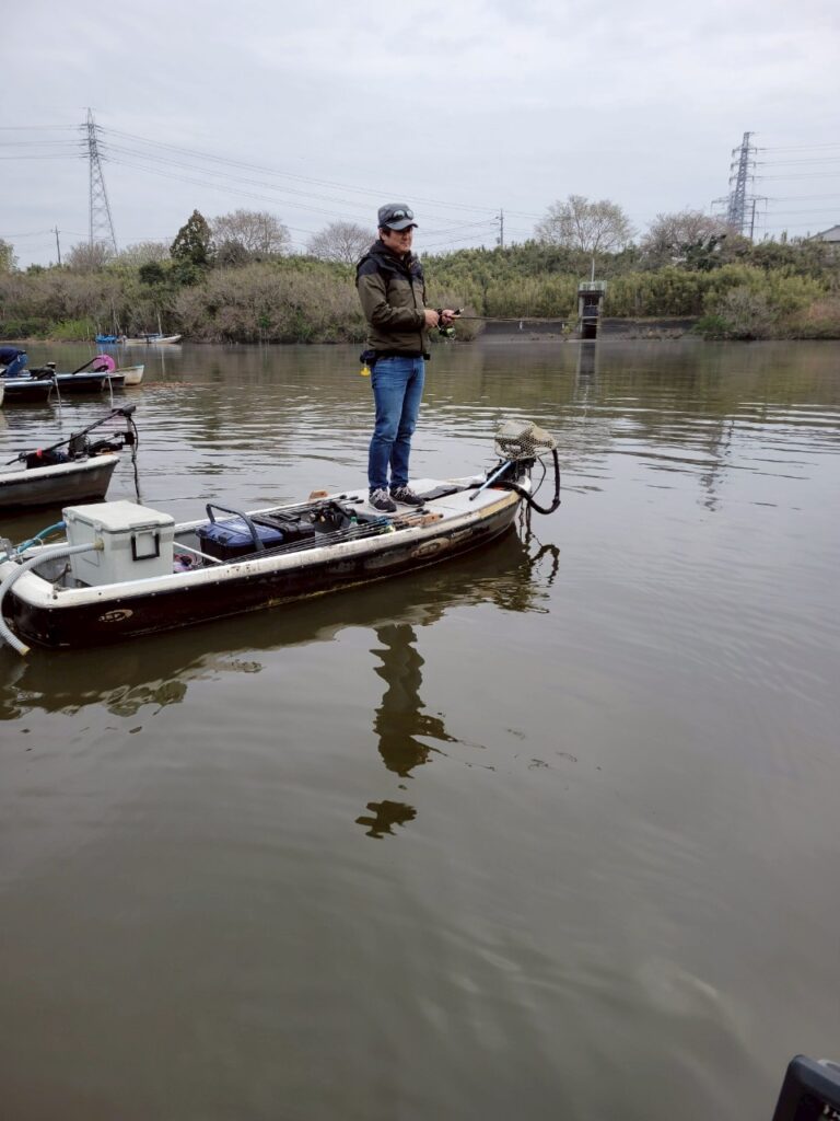 第一線　長門将監川